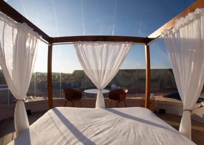 Роскошный шатер Namoon Bubble Glamping