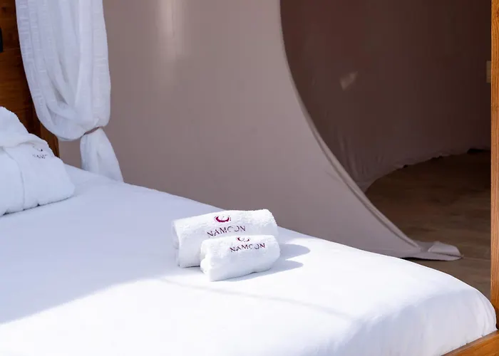 Luxury tent Namoon Bubble Glamping Ziano Piacentino